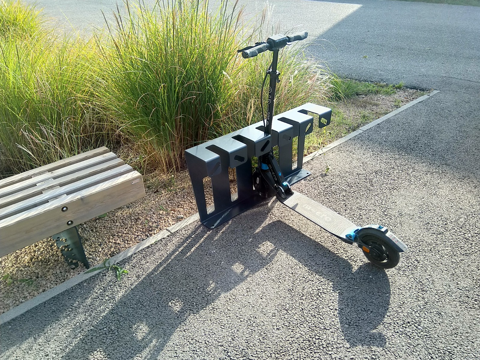 Rack à trottinette LUD