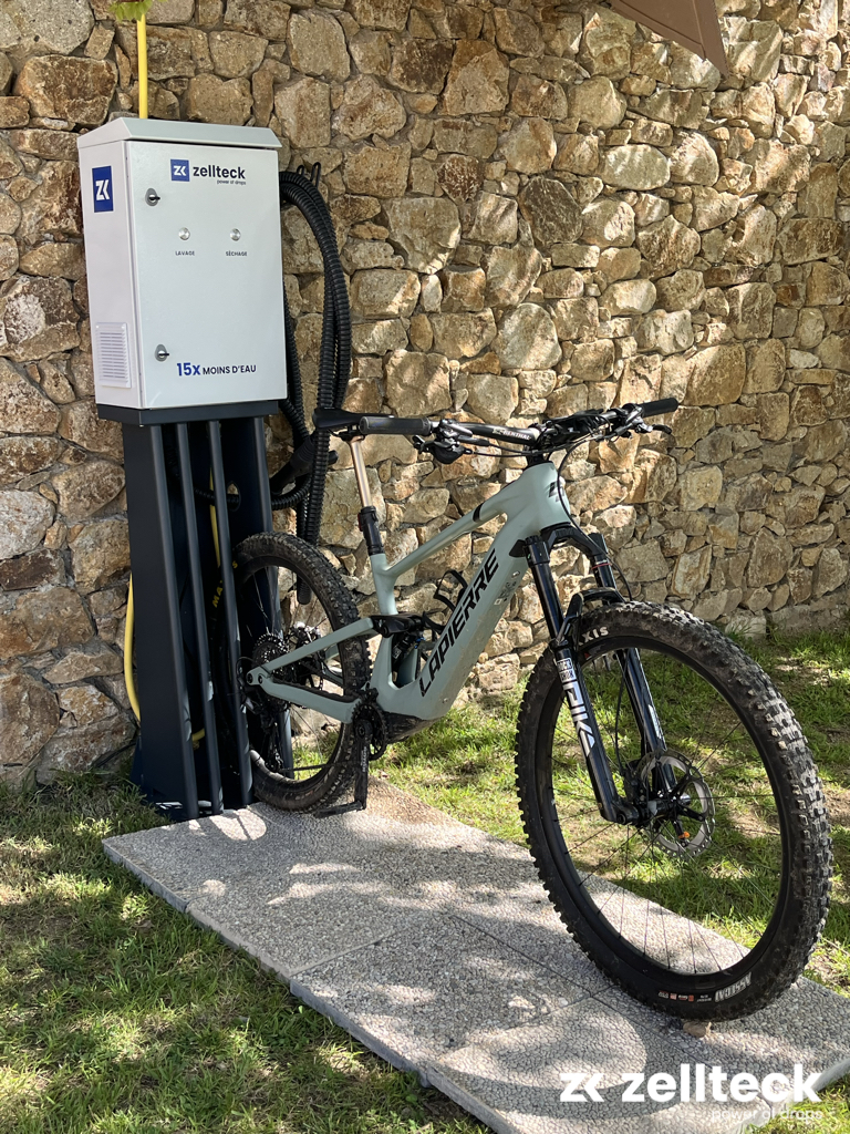 Nettoyage vélo en libre-service